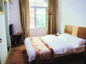 Jingyang Hotel Renhua Exterior photo